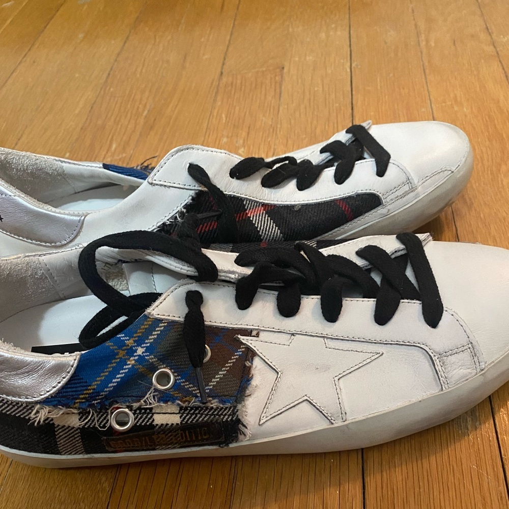 never worn limited edition golden gooses